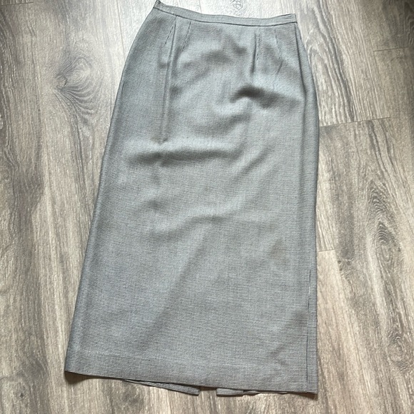 💕BOGO💕Vintage Houndstooth pencil skirt by Le Suit Petite - Picture 1 of 9